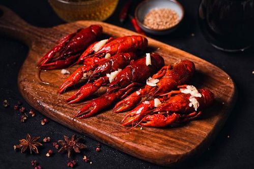 小龙虾只吃虾尾，为何虾尾价格更亲民？